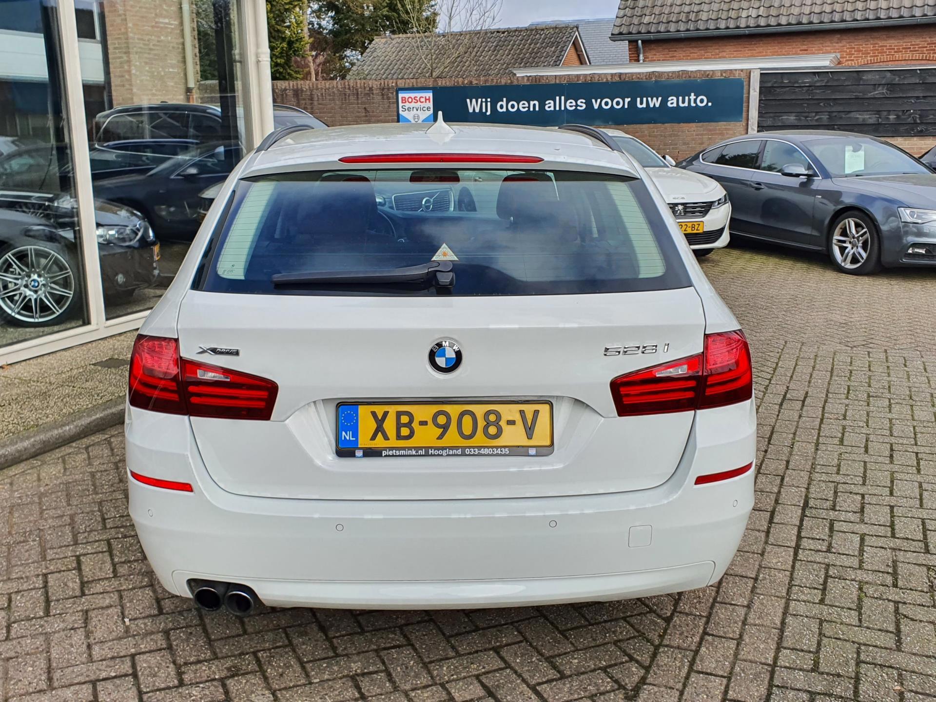 46458129-28.jpg