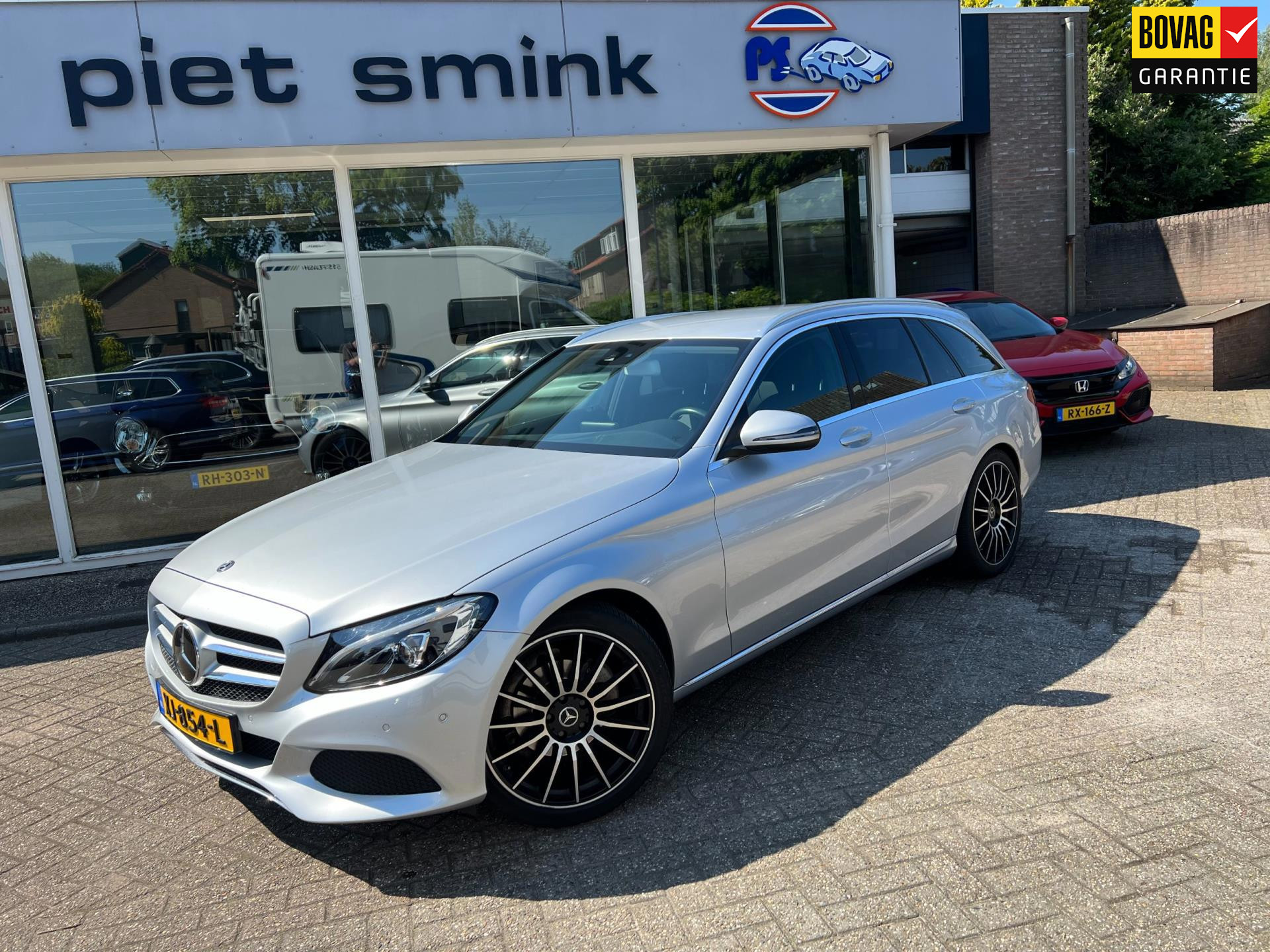 46499935-20.jpg
